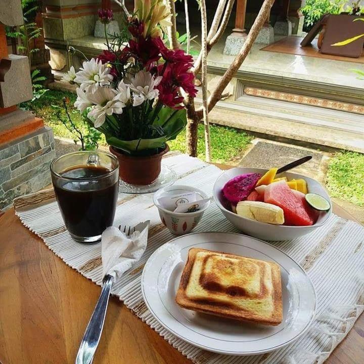 Sudiana House Hotel อูบุด ภายนอก รูปภาพ